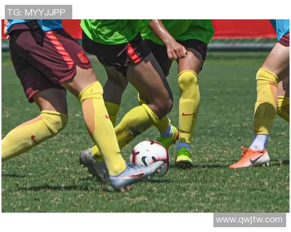 足球巨星亲授实用技巧轻松掌握球场关键技能助你提升竞技水平